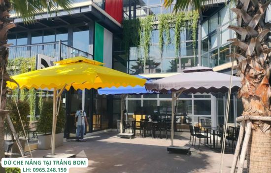 dù che nắng tại bến cát