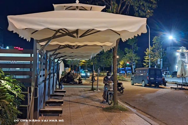 dù che nắng ở nhà bè