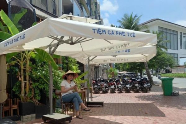 dù lệch tâm ở dĩ an