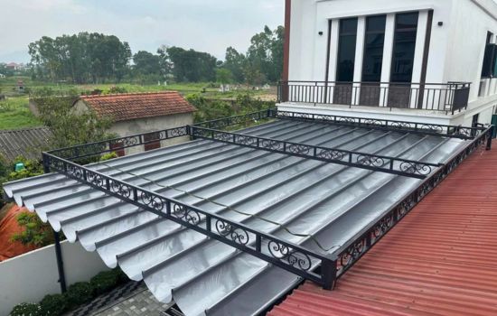 làm mái hiên ở thủ đức