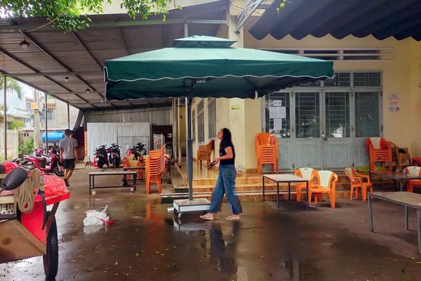 dù che nắng ở tam quan